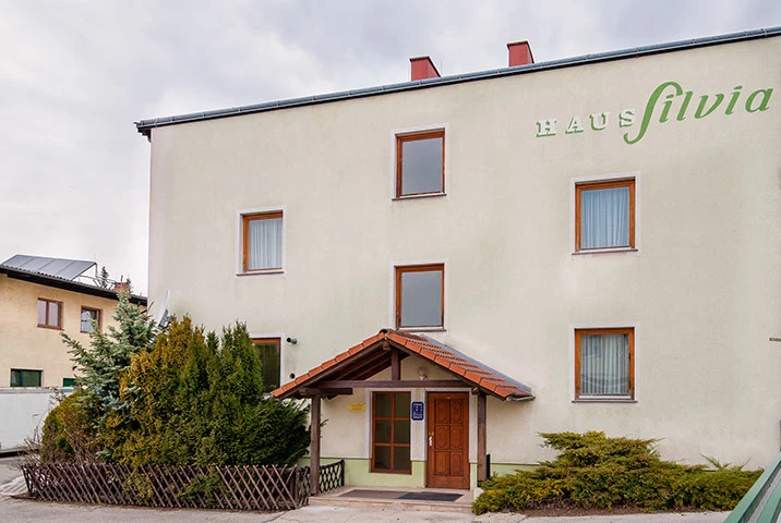 Außenansicht des Hotel Waitz in Ebreichsdorf-Unterwaltersdorf